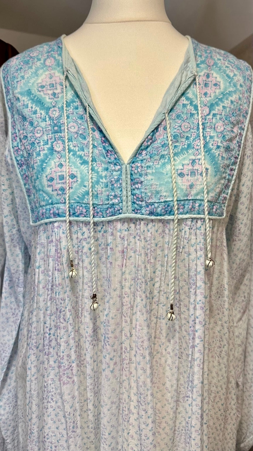 A30 PHOOL dress — Original neckline and quilted bib detail