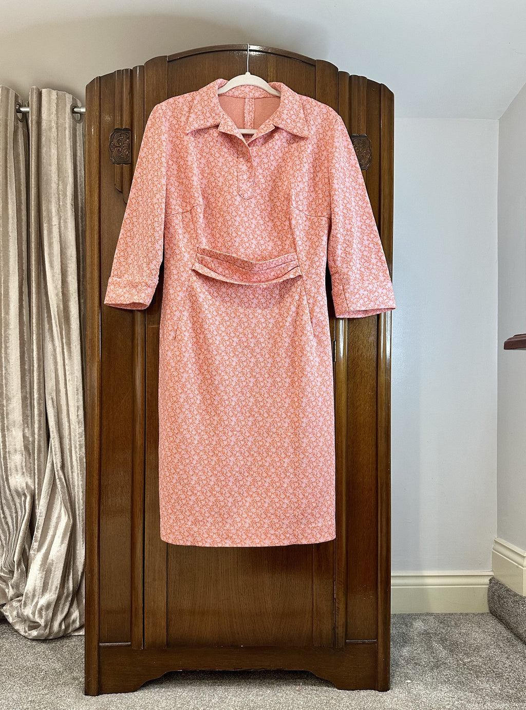 Late 1960s–Early 1970s Coral Crimplene Midi Dress — IMG_3914.jpeg