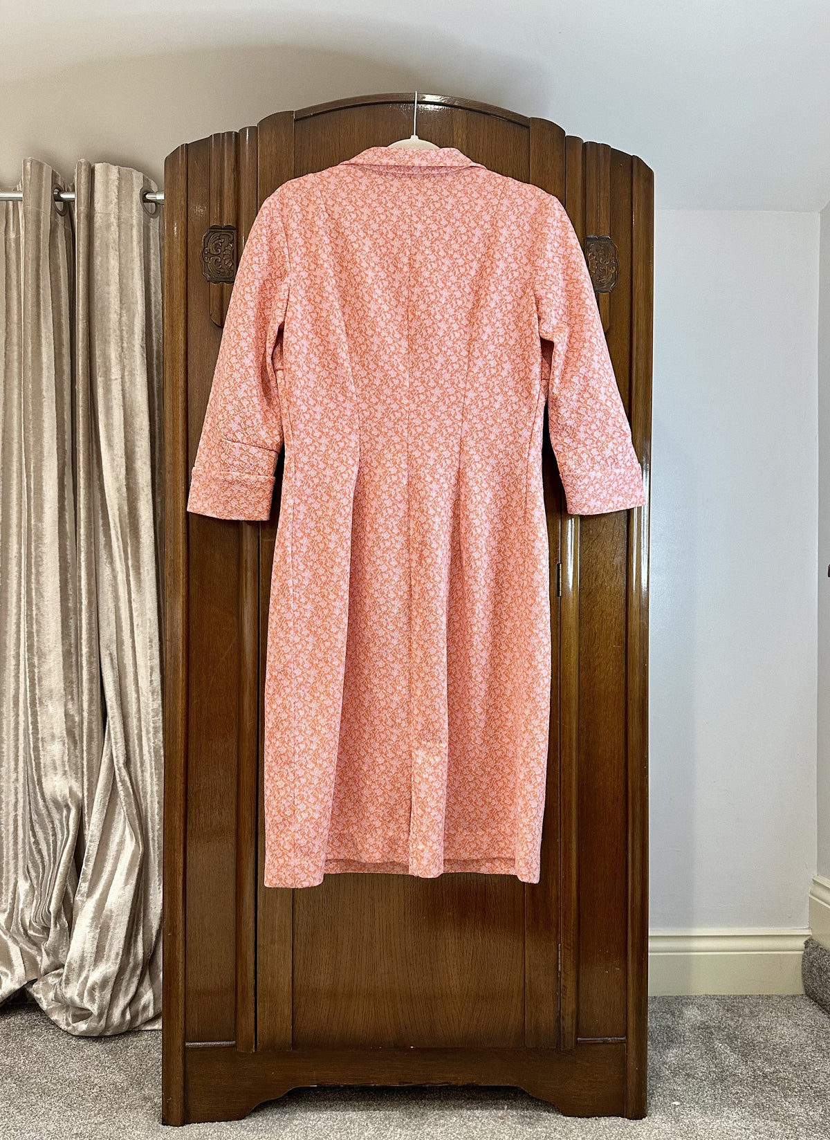 Late 1960s–Early 1970s Coral Crimplene Midi Dress — IMG_3915.jpeg