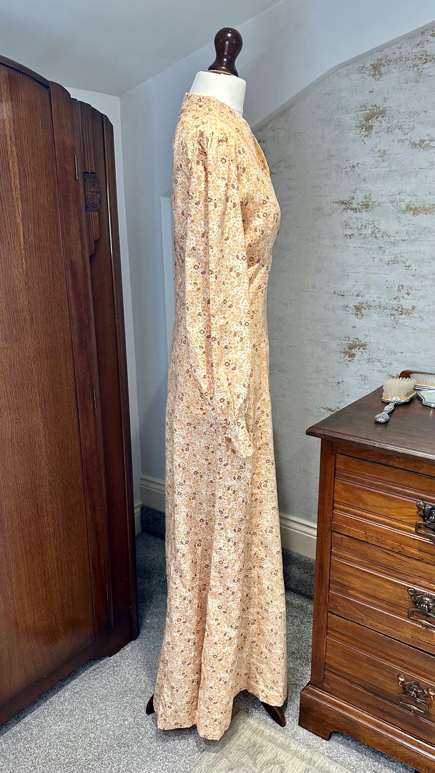 B22 peach floral maxi dress, detail 5