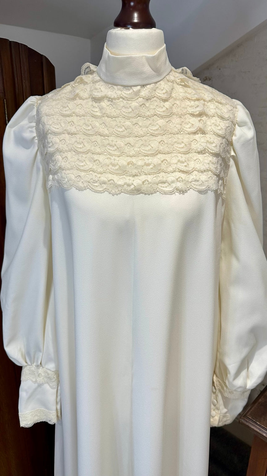 1970s Ivory Lace Yoke Maxi Dress with Covered Buttons — detail photo 3