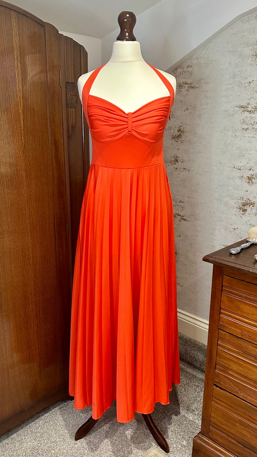 B31 vintage garment front view on mannequin