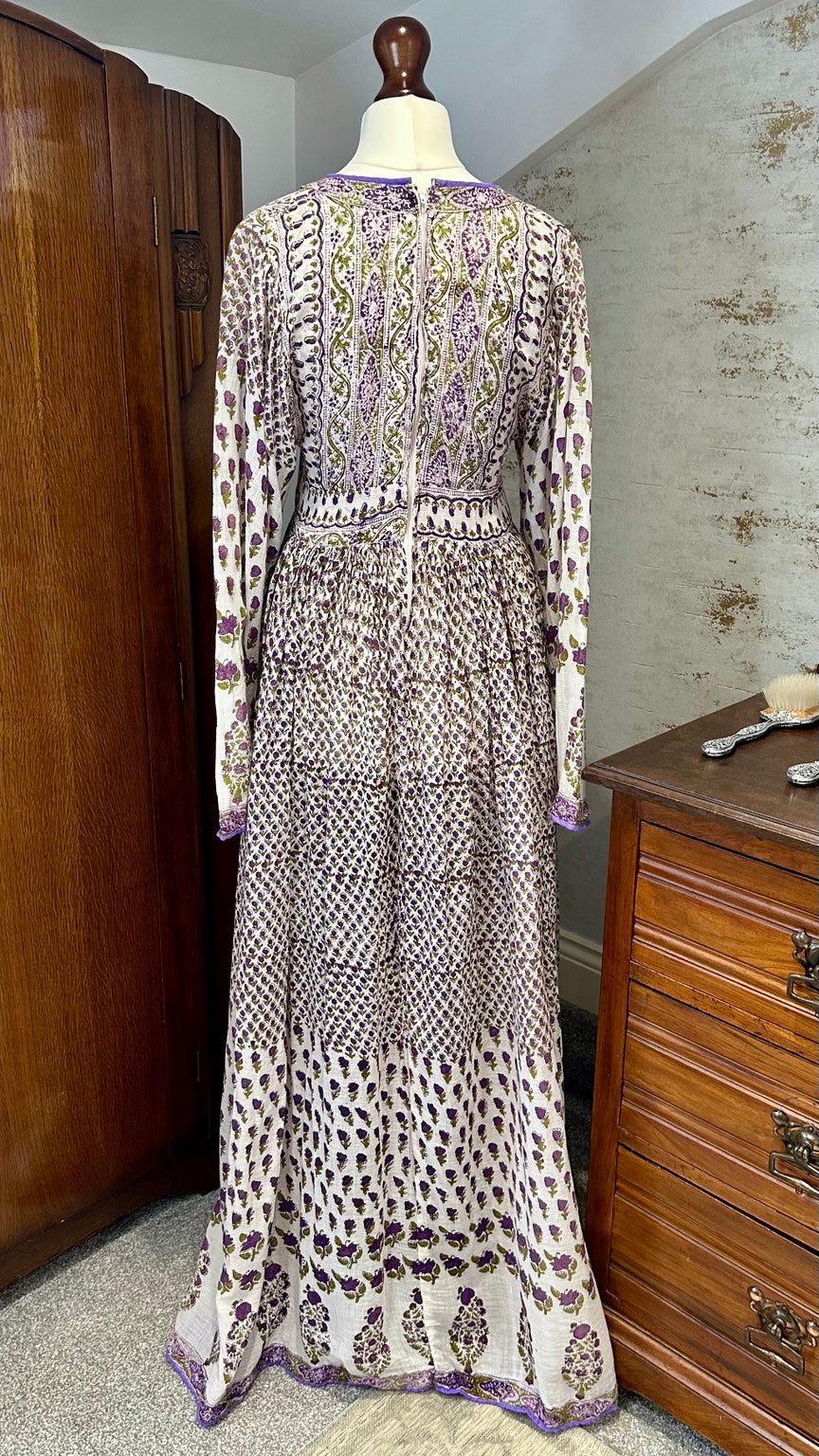 1970s Made in India Purple Floral Wide Sleeve Maxi Dress — detail photo 4