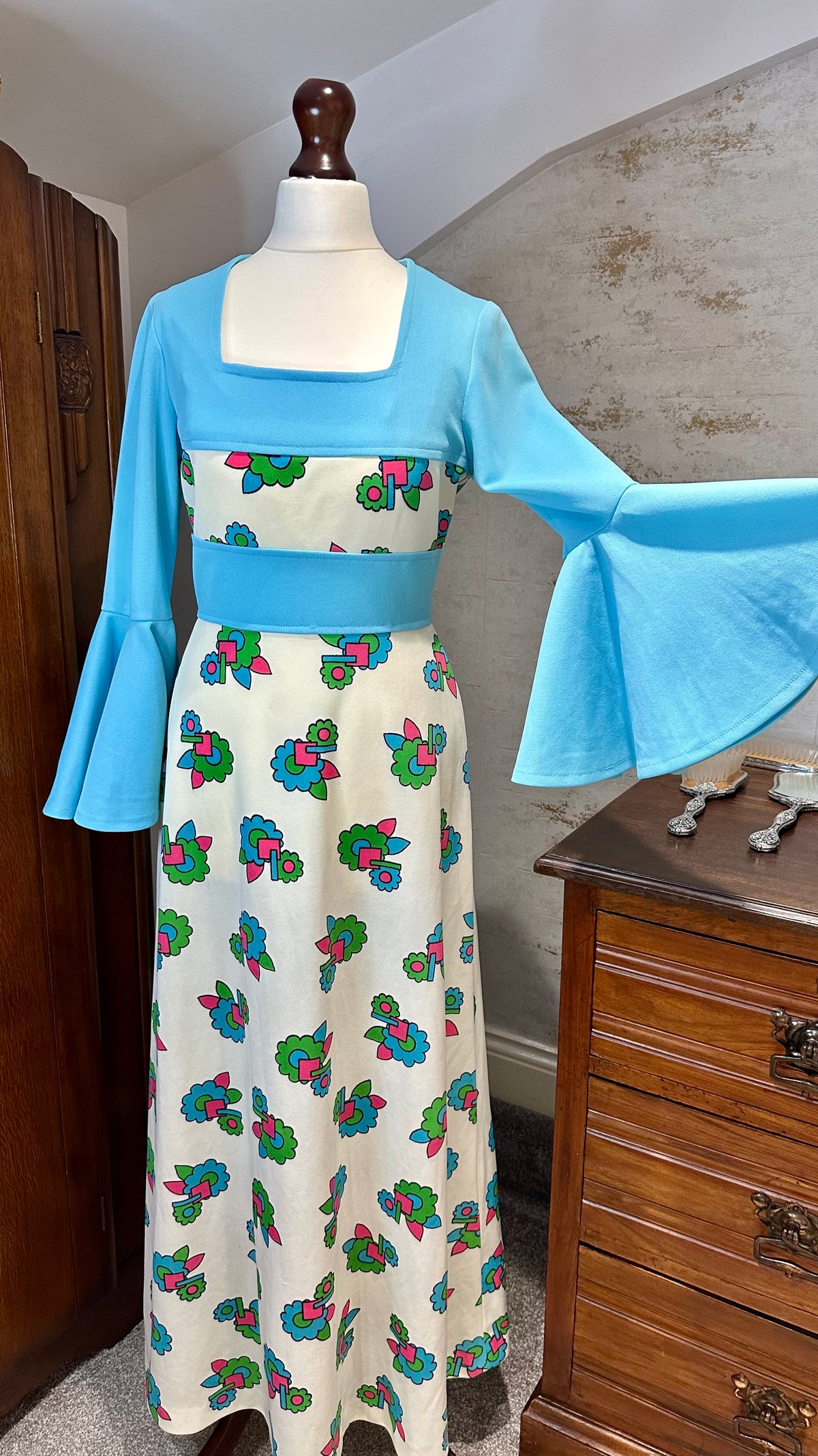 Vintage Turquoise and Cream Bell Sleeve Maxi Dress — product photograph