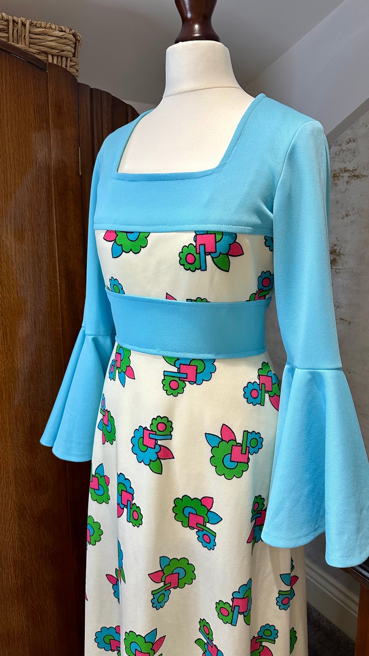 Vintage Turquoise and Cream Bell Sleeve Maxi Dress