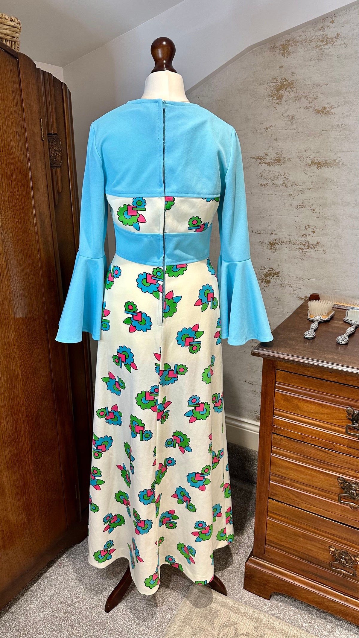 Vintage Turquoise and Cream Bell Sleeve Maxi Dress