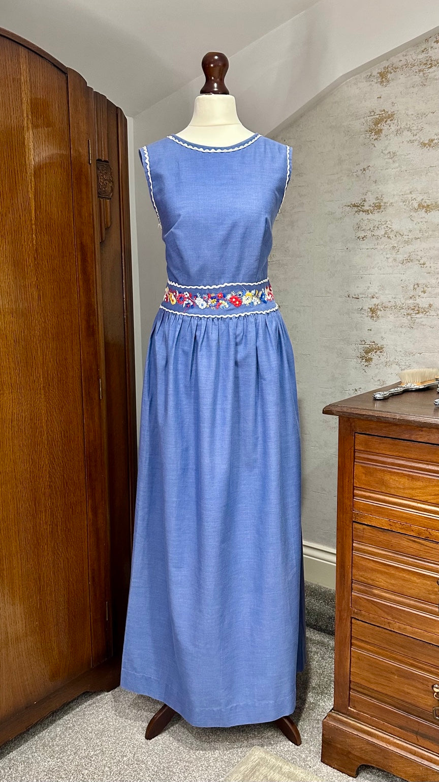 Vintage by YAKKO Blue Embroidered Floral Maxi Dress — photograph 3