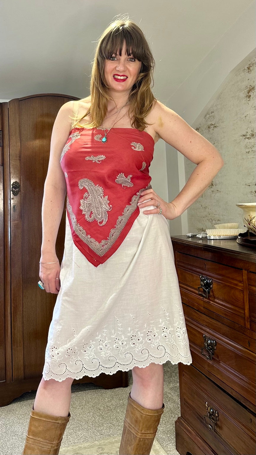 Vintage Coral Red Paisley Square Scarf | 31 Inch