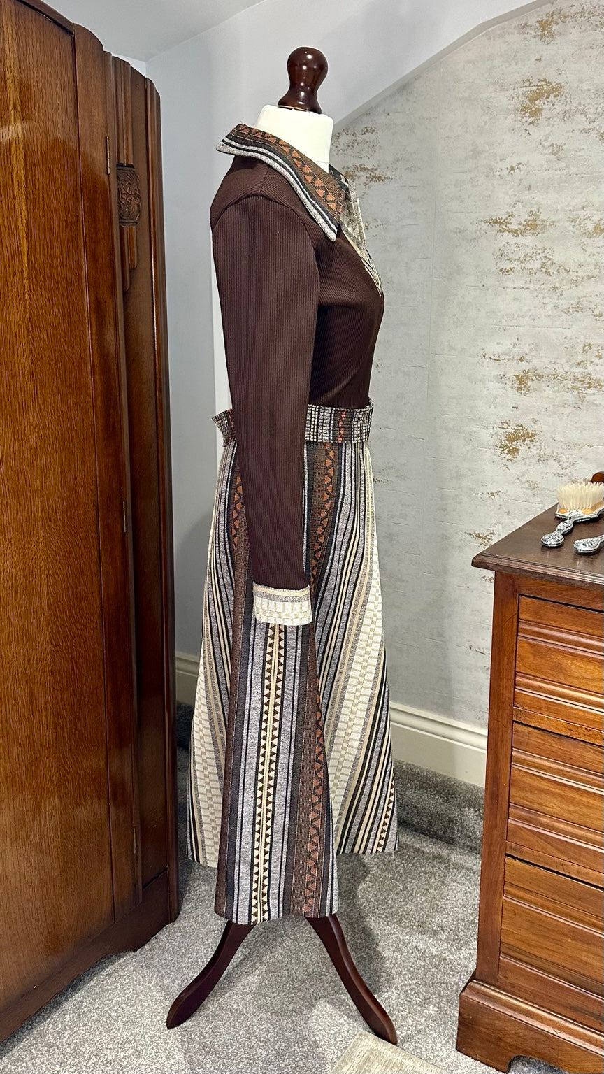 Vintage 1970s Brown Geometric Flared Midi Dress | Original Belt — 5945